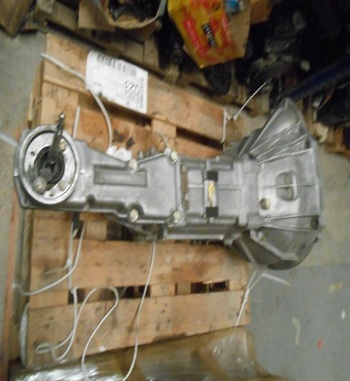 00131 CAJA CAMBIOS 5 VELOCIDADES FIAT 131 RACING REFERENCIA FIAT 131BB1A 1005 - 4417996. CAJA PERFECTA REVISADA COMPLETA.