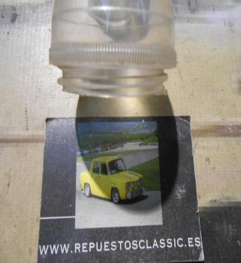 PI266 PI4 TULIPA PILOTO REDONDO LUZ POSICION CAMION AUTOBUS REMOLQUE TRACTOR CARAVANA COLOR BLANCO ROSCA EXTERIOR MEDIDA 51x45mm