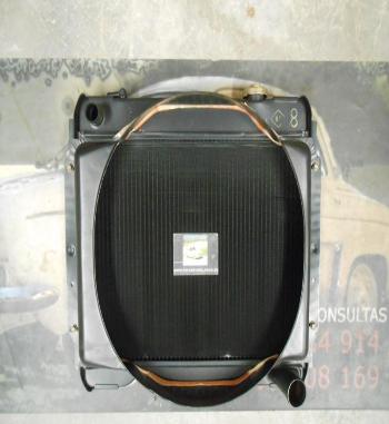 RAM22P1 RADIADOR MOTOR RENAULT 8 COBRE ALTO CAUDAL CON CANALIZADOR DE AIRE