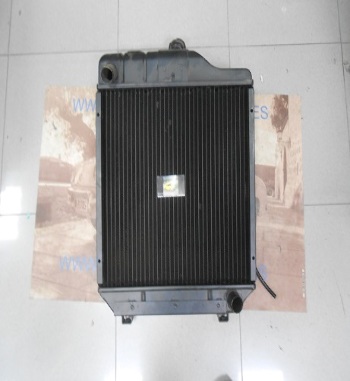 RAM101P4 RADIADOR MOTOR DKW MERCEDES MB 100 A 180 -87 TUBO CURVO COBRE MEDIDA 480x425x38mm