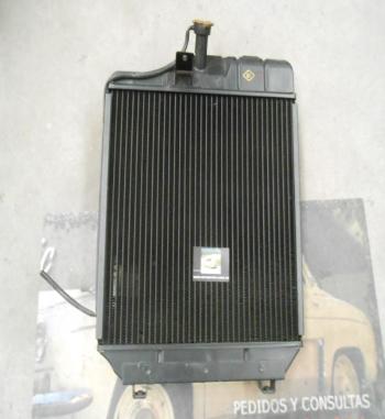 RAM101P4 RADIADOR MOTOR DKW MERCEDES MB 100 A 180 -87 TUBO CURVO COBRE MEDIDA 480x425x38mm
