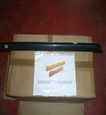 P1500 AC52192000 MOLDURA SOBREPUERTA TRASERA DERECHA SEAT 1400 C