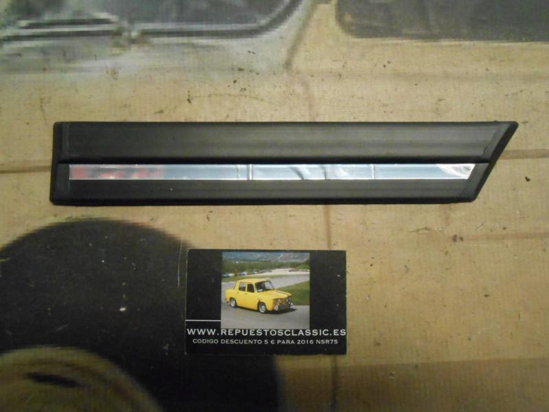 MOL84* MOLDURA AUTOADHESIVA ALETA DELANTERA DERECHA PEUGEOT 505 LARGO 25 cm