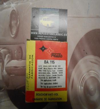 T33 TAPON GASOLINA CON LLAVE AUDI 80 , 100 , 200 , FORD TAUNUS , CAPRI , GRANADA , MINI , METRO , ALFA , MERCEDES , BMW