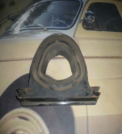 RC2286 SOPORTE CENTRAL TRANSMISION SEAT 1400, 1500