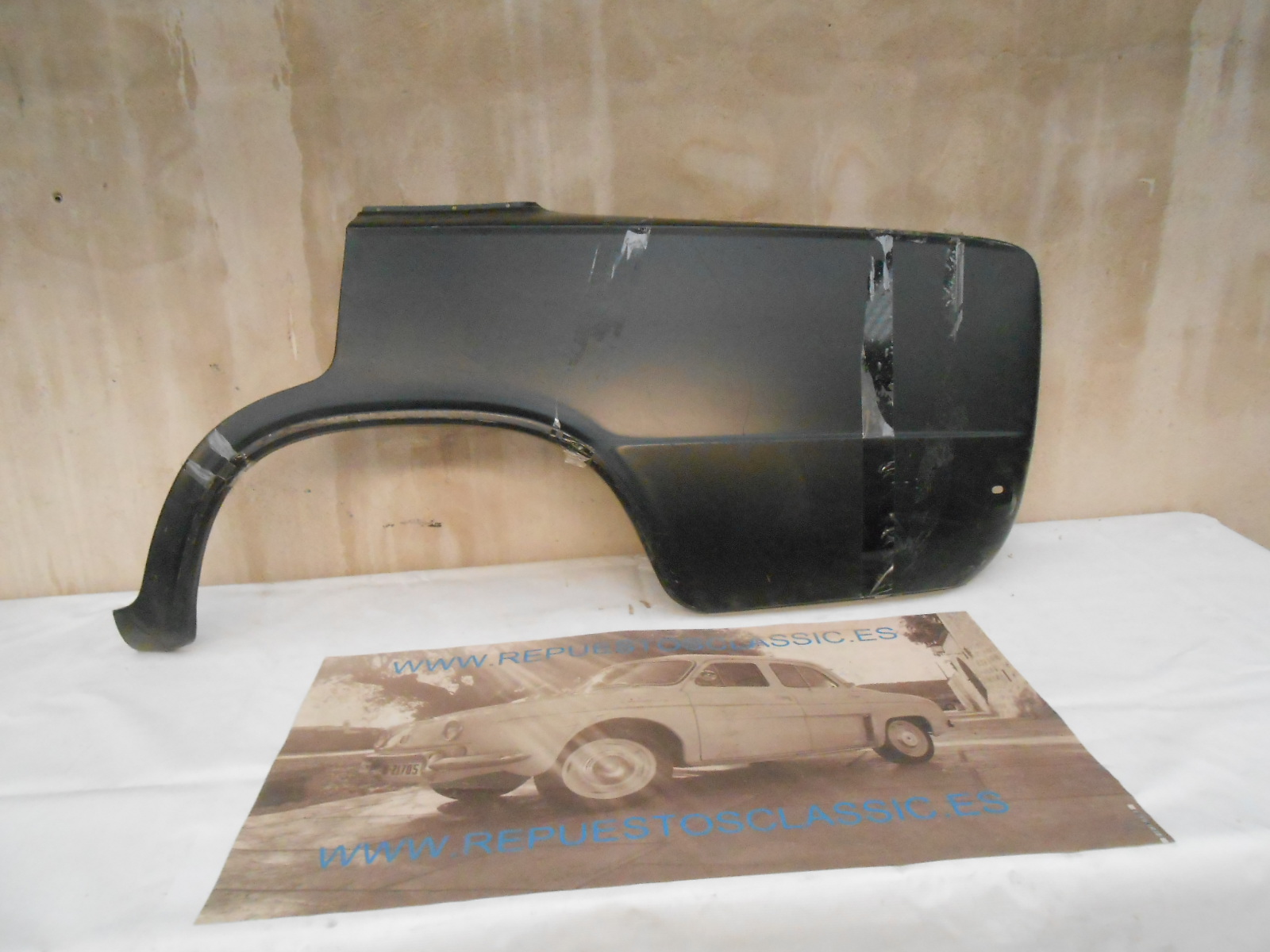 ALE60 ALETA TRASERA IZQUIERDA SEAT 124 Y SEAT 1430