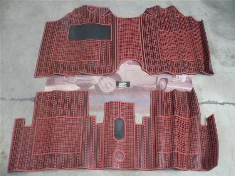 ALF41 ALFOMBRAS SEAT PANDA 2 PIEZAS COLOR ROJAS Y NEGRAS
