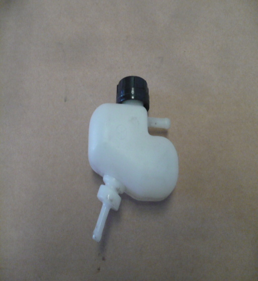 BF04 DEPOSITO LIQUIDO FRENOS SEAT 850, 133