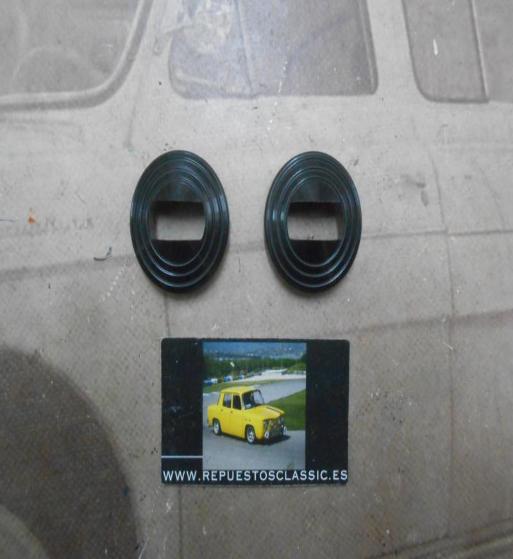 MAN371 JUEGO 2 ROSETONES NEGROS MANETA INTERIOR APERTURA PUERTA SEAT 600, 850, 124, 127
