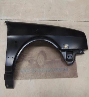 J7-10 ALETA DELANTERA DERECHA SEAT MALAGA CON AGUJEROS INTERMITENTE LATERAL Y MOLDURA
