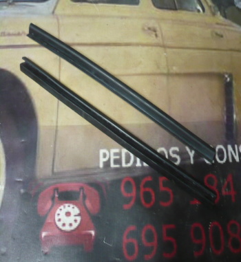 PB699 JUEGO GOMAS CRISTALES DESLIZANTES PUERTAS TRASERAS RENAULT 8, 10.