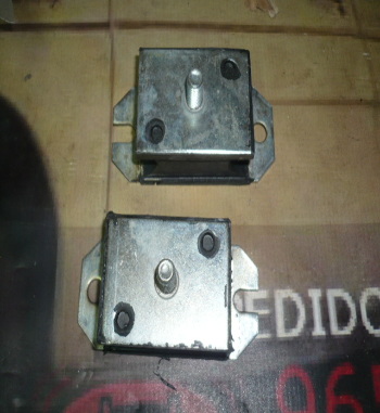 JUEGO SOPORTES MOTOR SIMCA 1000