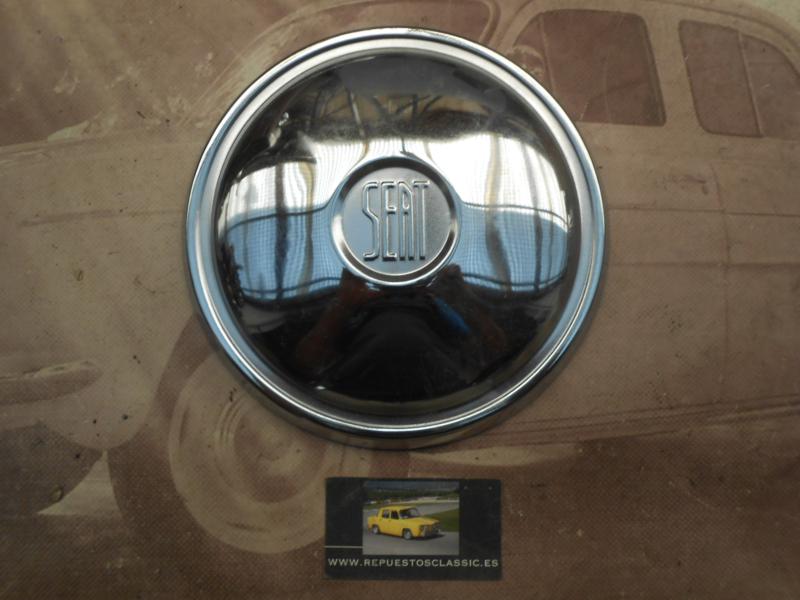 TAP46 TAPACUBO RUEDA SEAT 850