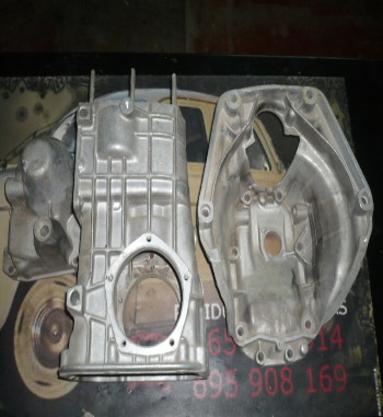 JCC12 CONJUNTO CARCASAS CAJA CAMBIOS SEAT 600 D, E, L. MATERIAL ORIGINAL SEAT
