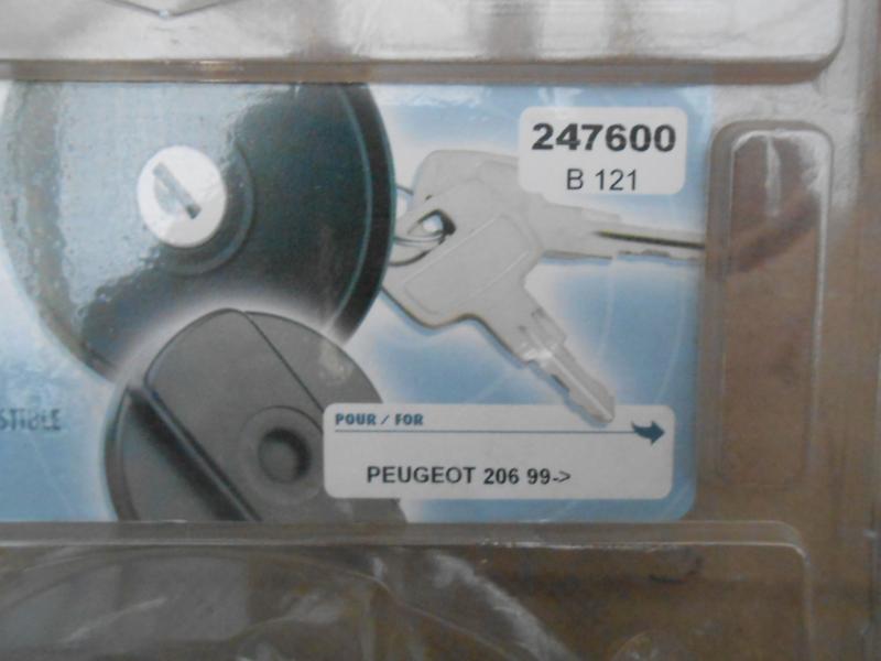 T87 TAPON DEPOSITO COMBUSTIBLE CON LLAVE PEUGEOT 206 99->, VALEO 247600 (B121)