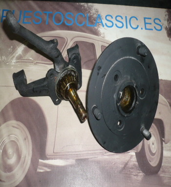 MANGUETA Y BUJE IZQUIERDO RENAULT 8, 10, ALPINE A110