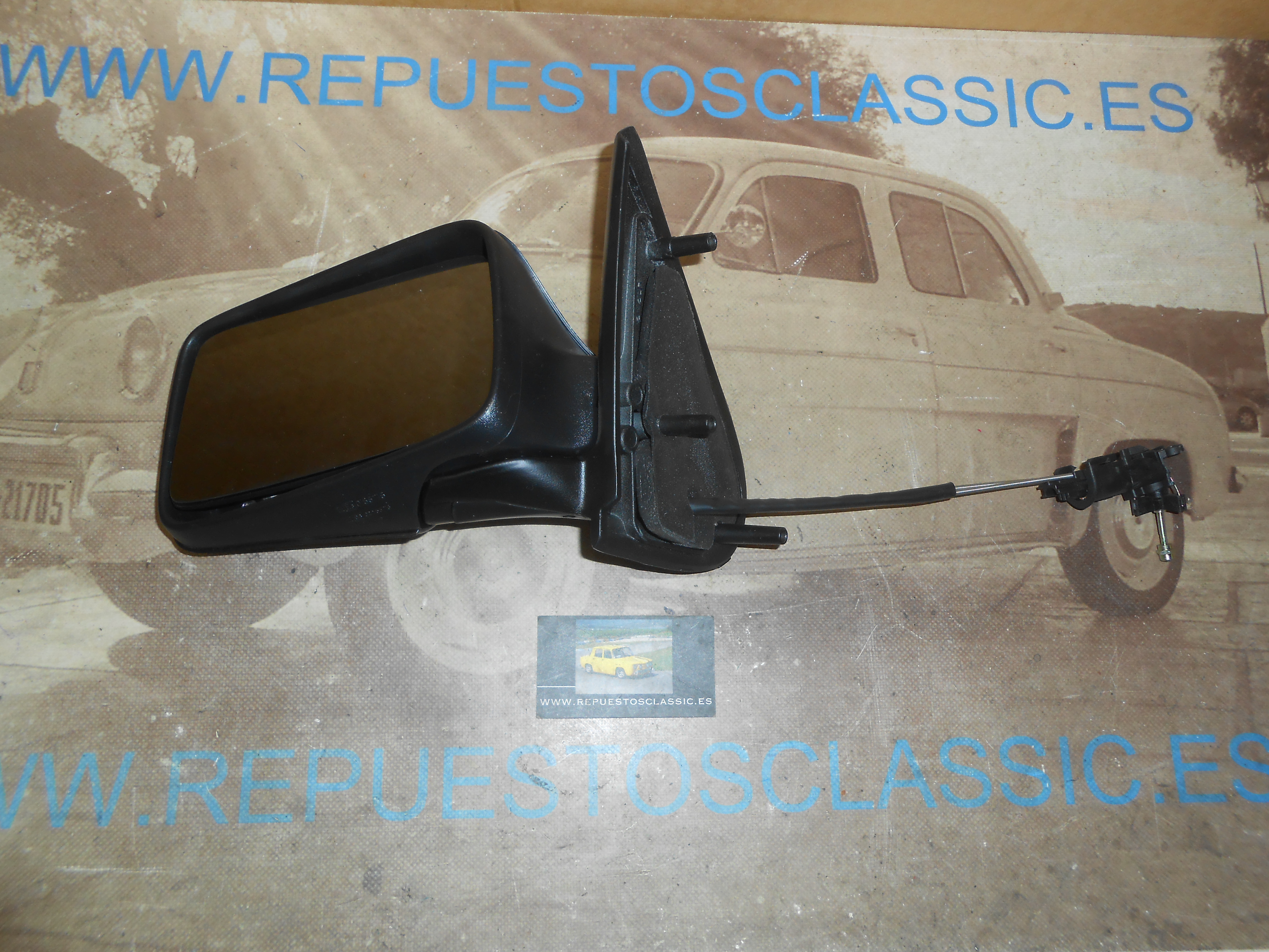 RET214 RETROVISOR EXTERIOR IZQUIERDO VOLKSWAGEN VENTO, GOLF III CON MANDO, REF. 6164125