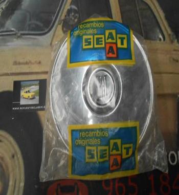 TAP02 JUEGO TAPACUBOS SEAT 1430, 124 ORIGINALES SEAT