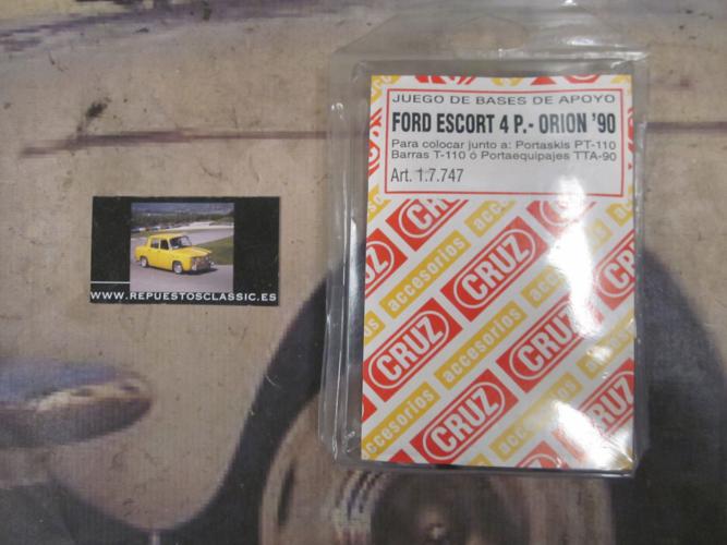 BAC23 17747 SOPORTES BASES DE APOYO PARA BACA-BARRAS DE TECHO CRUZ, FORD ESCORT-ORION 90 4p. (PARA BARRAS T-110)