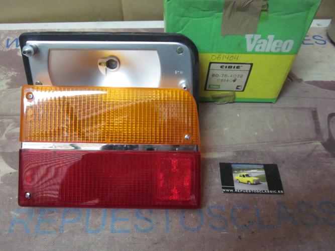 IRE396 PILOTO TRASERO DERECHO RENAULT 7 1ª SERIE CIBIE - VALEO 061404 MOLDURA CROMO