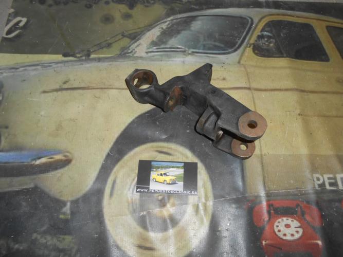 BUJ21 SOPORTE MANGUETA DELANTERA SEAT 600 Y 850