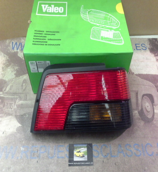 IP111P3 PILOTO TRASERO DERECHO PEUGEOT 405 II 92->97, VALEO 085031 (SIN PORTALAMPARAS)