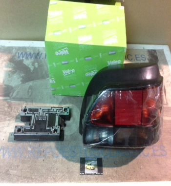 IRE483 PILOTO TRASERO DERECHO RENAULT CLIO MKI 94->98, VALEO 085601 (CON PORTALAMPARAS)