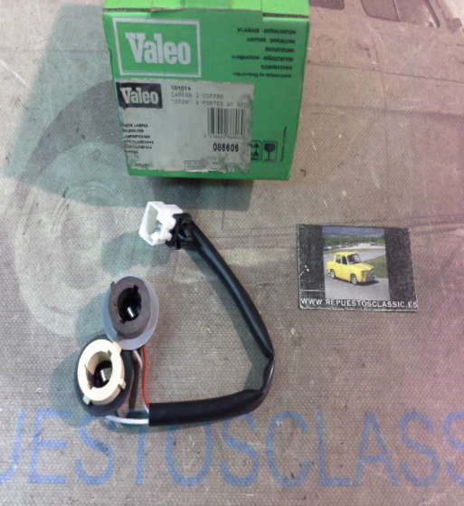 29P9 PORTALAMPARAS PILOTO TRASERO MALETERO TOYOTA CARINA II 4p. VALEO 086606