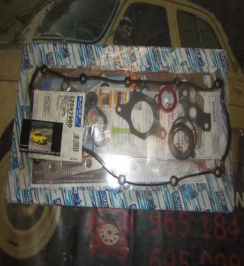 JM282 52097900 AJUSA JUEGO DESCARBONIZACION CON JUNTA DE CULATA ROVER 100,200