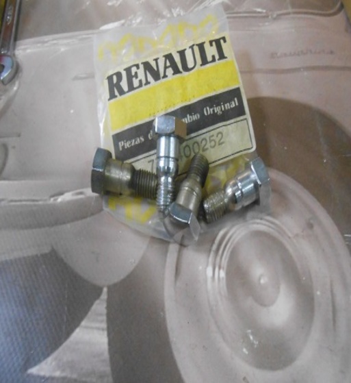 RR77 JUEGO TORNILLOS DE TAPACUBOS RENAULT 8 PRIMERA SERIE Y 10
