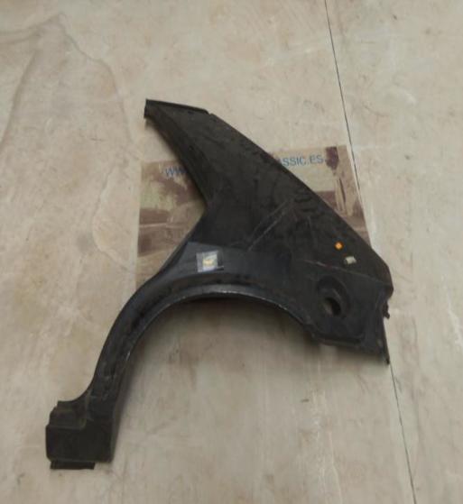 J2-9 ALETA TRASERA IZQUIERDA SEAT RITMO
