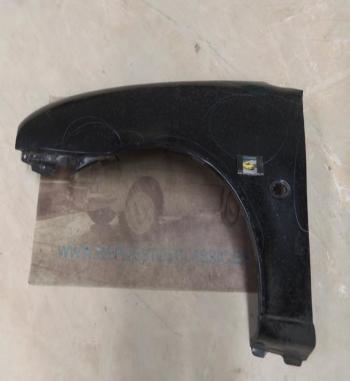 J10-7 ALETA DELANTERA IZQUIERDA FORD FIESTA 96>99