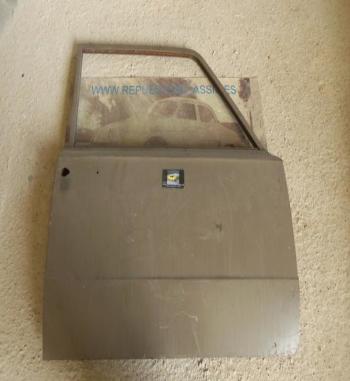 P4-2 PUERTA DELANTERA DERECHA SEAT 124 1ª SERIE CODIGO FA ORIGINAL SEAT
