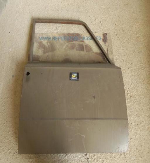 P4-2 PUERTA DELANTERA DERECHA SEAT 124 1ª SERIE CODIGO FA ORIGINAL SEAT