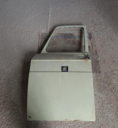 P5-8 PUERTA DELANTERA IZQUIERDA RENAULT 8 OCASION