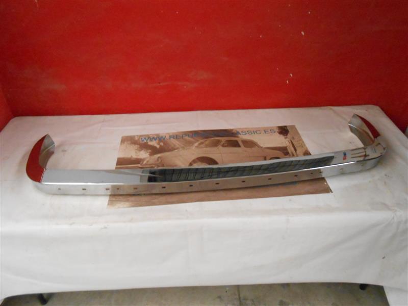 PAR69 PARAGOLPES TRASERO RENAULT 12 TL, TS FAMILIAR CON AGUJEROS PARA MOLDURA GOMA