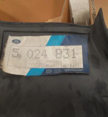 J30-1 SPOILER PARAGOLPES DELANTERO FORD SIERRA REF 5024831 ORIGINAL FORD