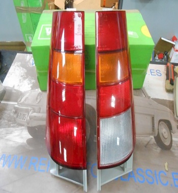 07P11 JUEGO PILOTOS CIBIE TRASEROS RENAULT SUPERCINCO GT TURBO TODOS LOS MODELOS CON LUZ MARCHA ATRAS, SIN PORTALAMPARAS REF. 62