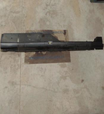 TAL56 TALONERA FALDON BAJO PUERTA, DERECHA ORIGINAL CITROEN