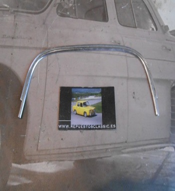 CK549 MOLDURA CUENTAKILOMETROS RENAULT DAUPHINE, ONDINE, GORDINI