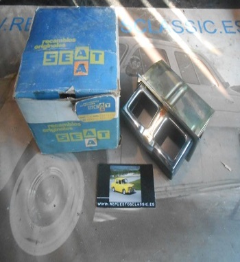 MOS32 CENICERO SALPICADERO ORIGINAL SEAT 1430 FD51496000