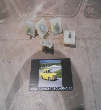 GR127 KIT GRAPAS REJILLA ALUMINIO RENAULT 4 2ª SERIE