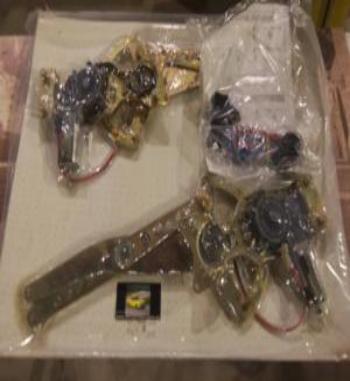 OV33 P5 JUEGO ELEVALUNAS ELECTRICOS OPEL VAUXHALL OMEGA 2/94>PUERTAS DELANTERAS INCLUYE KIT DE INSTALACION COMPLETO