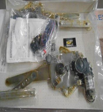 SK11P6 JUEGO ELEVALUNAS ELECTRICOS DELANTEROS SUZUKI BALENO 2/4 PUERTAS INCLUYE KIT DE INSTALACION COMPLETO
