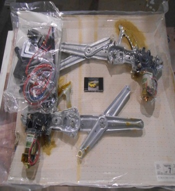 PT07 P6 JUEGO ELEVALUNAS ELECTRICOS TRASEROS PEUGEOT 309 INCLUYE KIT DE INSTALACION COMPLETO