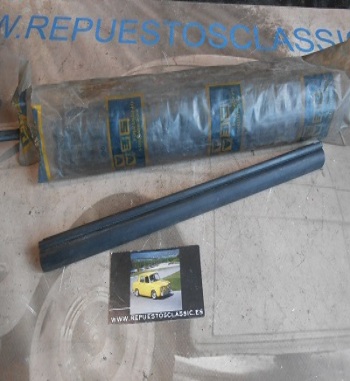 EA117098.02 PS1 GUARNICION SUPERIOR RADIADOR SEAT 850 TODOS MODELOS, 133 ORIGINAL SEAT