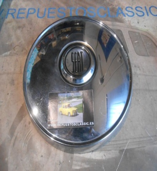 TAP61 TAPACUBOS SEAT 1430, 131, 132 CENTRO PINTADO EN LINEAS NEGRAS
