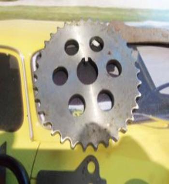 D008* KIT DISTRIBUCION RENAULT 4, 5, 12. PIÑON CON CUELLO Y PIÑON ARBOL DE LEVAS CON CHAVETA