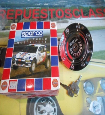 270C231 SPARCO TAPON COMBUSTIBLE ANODIZADO PEUGEOT 106, CITROEN SAXO