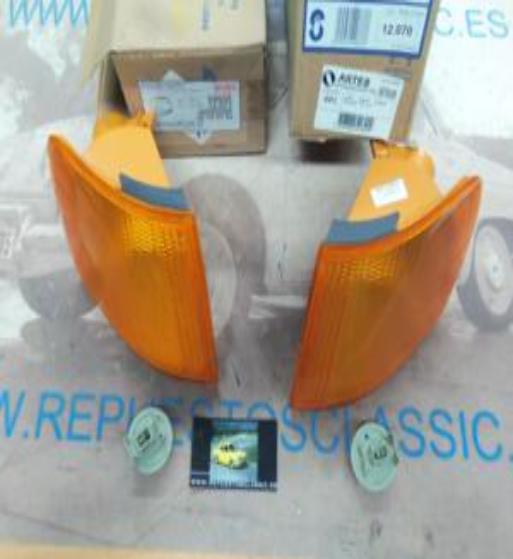 12070/071 JUEGO PILOTOS INTERMITENTES DELANTEROS FORD ESCORT, ORION 90> YORKA, ARTEB CON PORTALAMPARAS